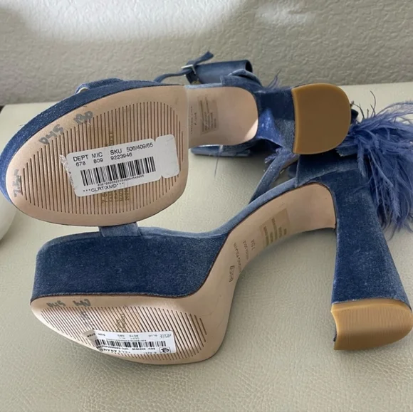 Antonio Melani Janie Velvet Platform Dress Sandals - Picture 4 of 7